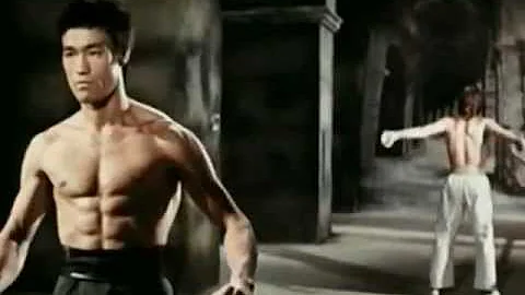Bruce Lee vs Chuck Norris(Way of the Dragon) HD