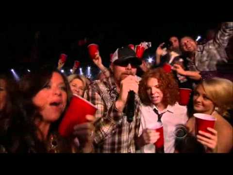 Toby Keith - Red Solo Cup LIVE @ ACM Awards 2012