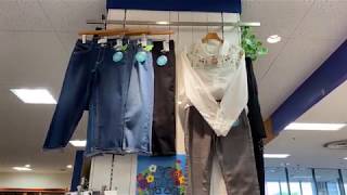 イオン小牧店　EDWIN　カプリパンツ　デニム　カラー　美脚 イオン豊橋南店 Edwin カプリパンツ デニム カラー 美脚