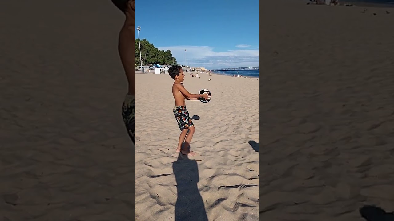pontapé  de bike na praia 🤩