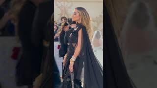 Download Lagu It’s The Nails For Us! 💅🏾 Rita Ora Did Not Come To Play! #Shorts #Metgala #MetGala2023 MP3