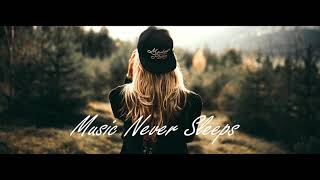 Maguera -- The Cat Who Winked At The Mouse