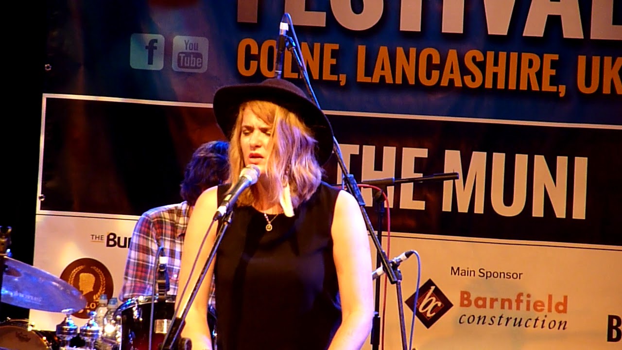 Elles Bailey - Perfect Storm, Colne 2018.