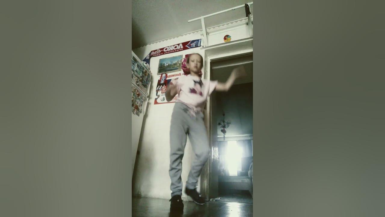 Танцы мы устроим танцы. - YouTube