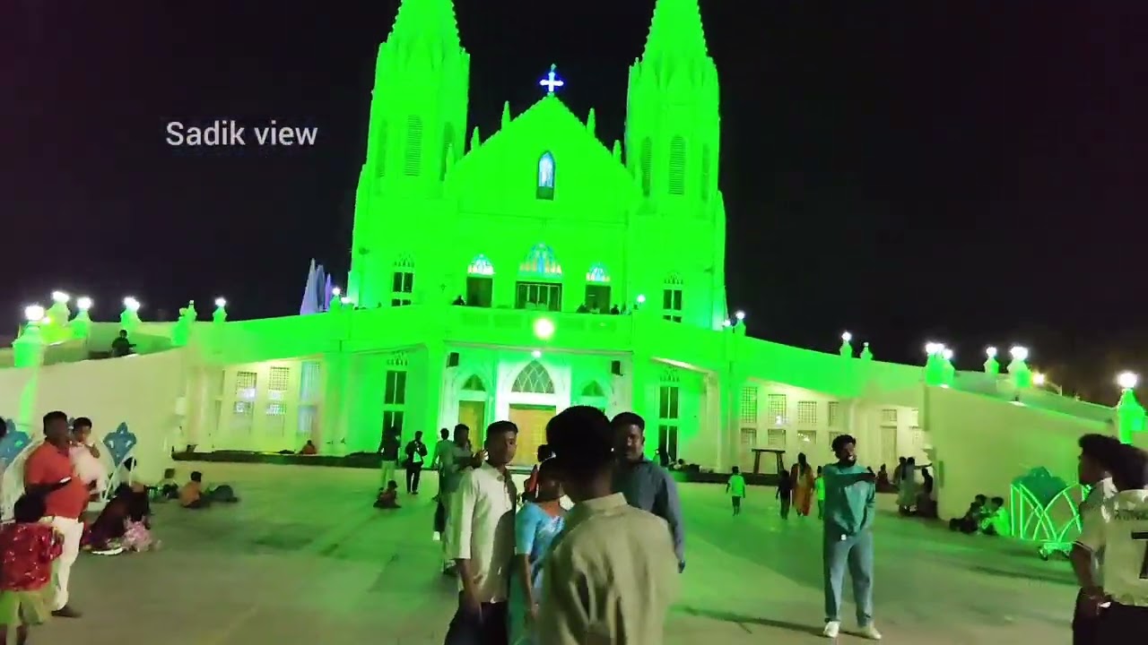 குடிச்சிட்டு சாமிக்கு முன்னாடி குத்தாட்டம் போடும் விழா அல்ல இது! புத்தாண்டு விழா 