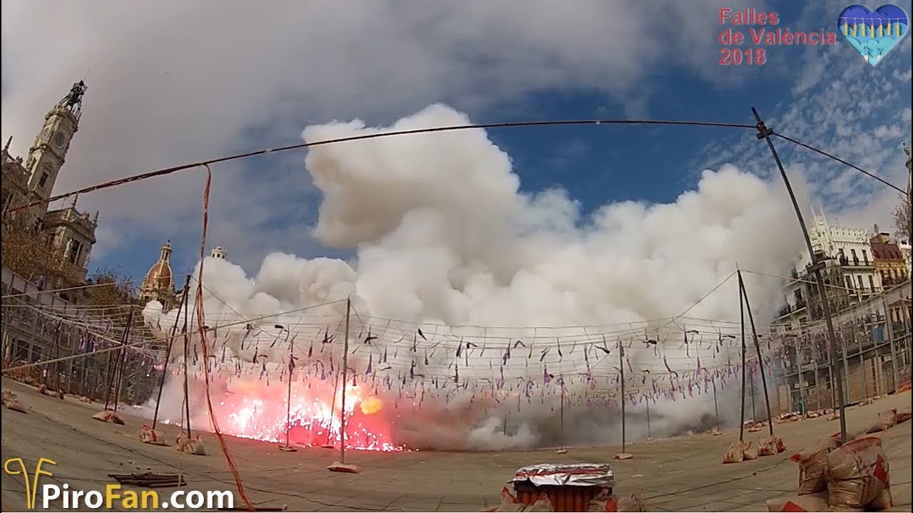 Pirotecnia Caballer FX - Mascletà 8 de marzo Fallas 2018