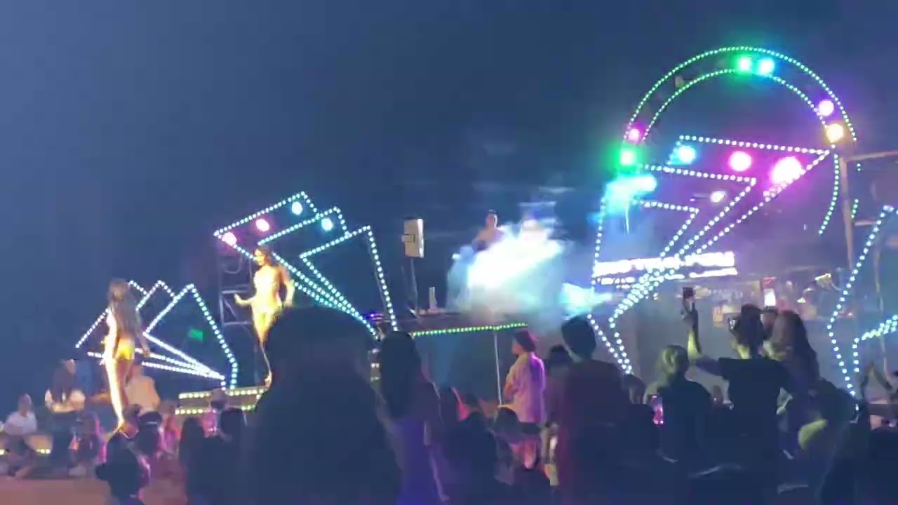 Bar bãi biển Hạ Long Clup