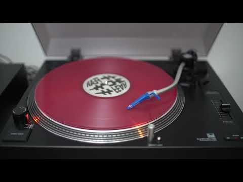 Guarda Working Mens Club - Widow - vinyl su YouTube Guarda Working Mens Club - Widow - vinyl su YouTube