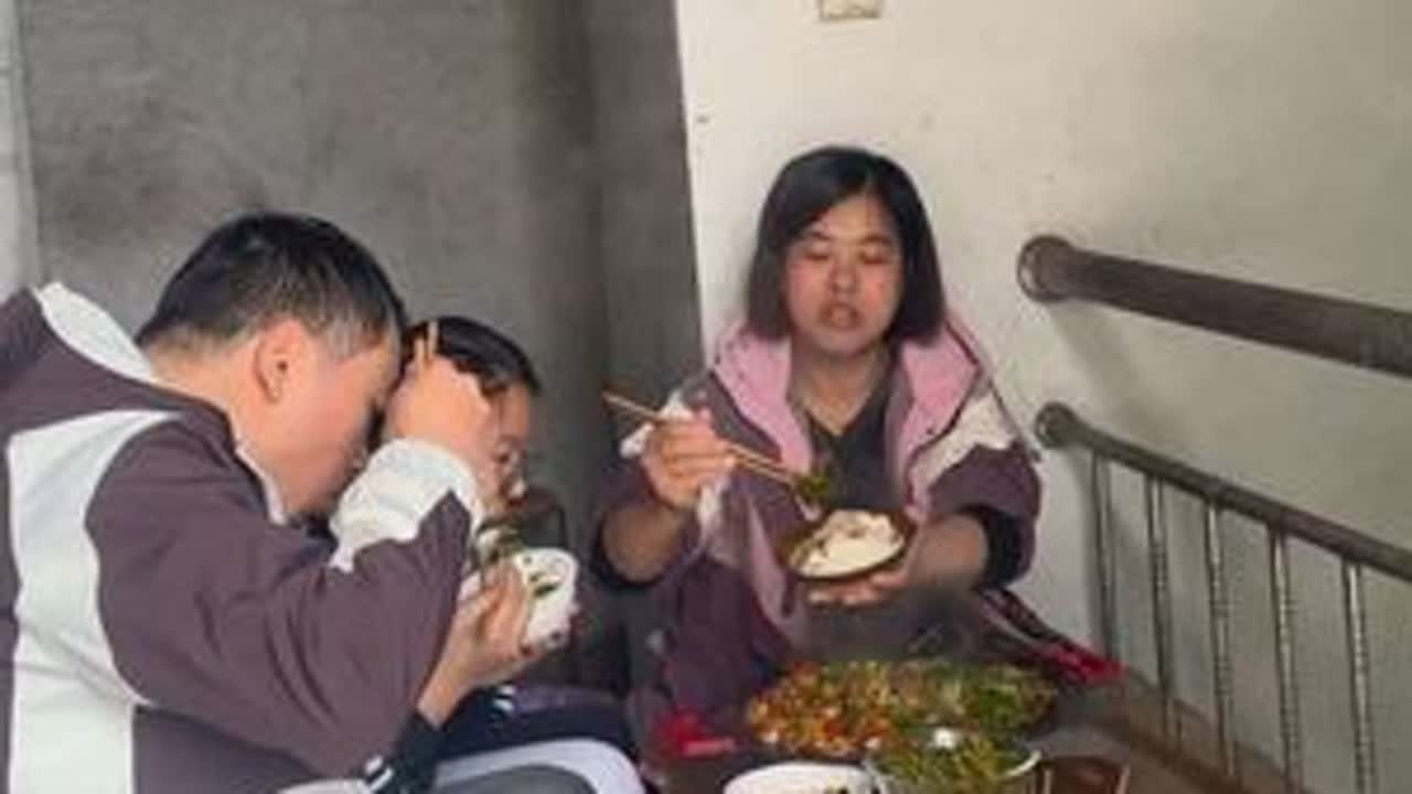 人生走了一半了！家安在哪里没有方向！婆家不想在！娘家又害怕！浙江又买不起#日常vlog #家庭日常