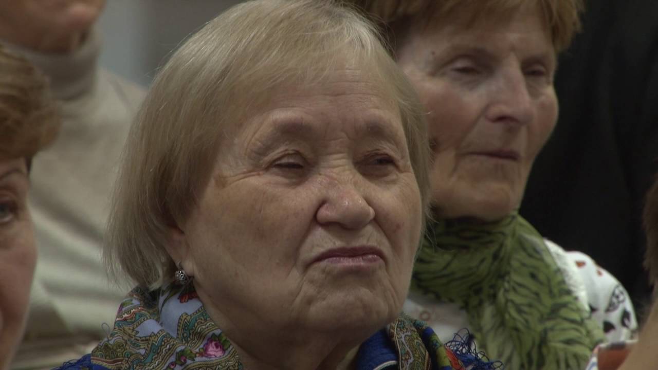 2016 10 12 - Композитор и исполнитель православных песен И.Петров ...