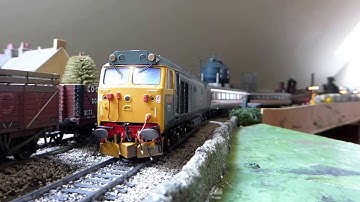 Hornby CLASS 50 50007 SIR EDWARD ELGAR with Chinnor Sound Decoder Fitted