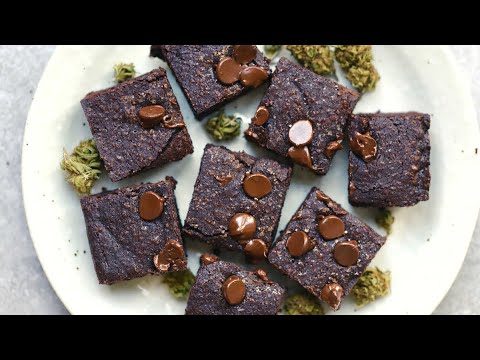 Video: Happy Brownies