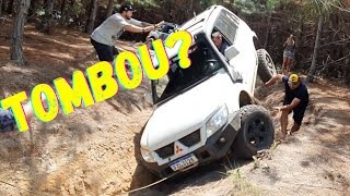 THIS MITSUBISHI ALMOST ROLLED OVER - DANGEROUS 4WD TRACK #offroad