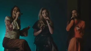 Little Mix 2021: Little Mix New Harmony Live In Confetti (Acoustic Version)