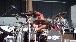 Skillet - Sometimes LIVE Corpus Christi [HD] 4/9/11