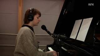 Video thumbnail of "Susanne Sundfør - I Resign (live / Acoustic)"