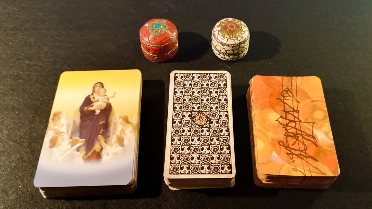 SI LE PREGUNTARAN POR TI, ¿QUÉ DIRÍA? Tarot interactivo.
