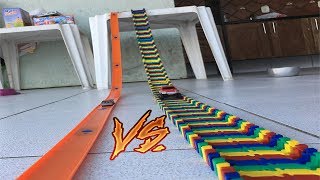 A Batalha Das Pistas De Carrinhos Pista Diferente E Maluca Vs Pista Hot Wheels