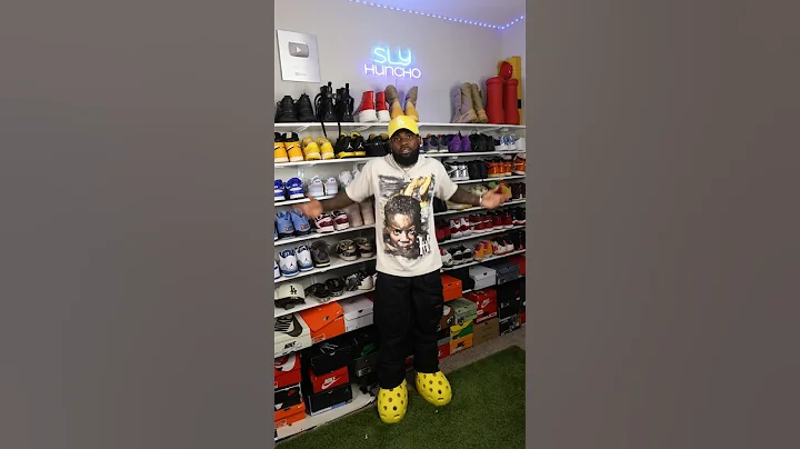 Purchase this graphic tee with the link in my bio #barber #fashion #streetwear