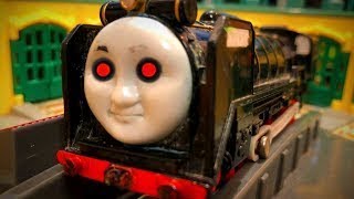 ヒロとトーマス因縁の闘い ヒロとトーマス因縁の闘い Plarail Thomas Hiro and the