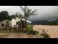 Río en Barrio Las Brisas de Tocoa Colón Desbordado por Paso de Huracán Iota