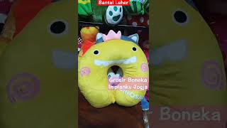 Bantal Leher Karakter