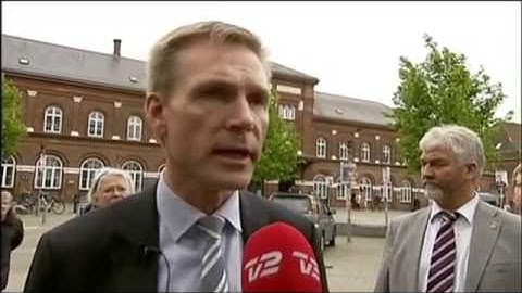 Bonded Cellular Live Production Studio in a Tesla Car by AVIWEST & TV2