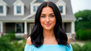 I asked my wife： Is this woman in these photos and videos you？ She froze