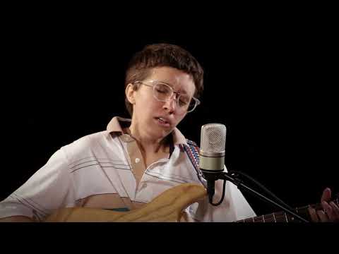 Lomelda - Hannah - 7/19/2018 - Paste Studios - New York, NY