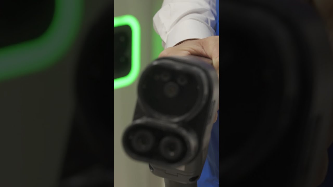 No grid? The Smart Charging Cube is bringing portable power foreTrucks​