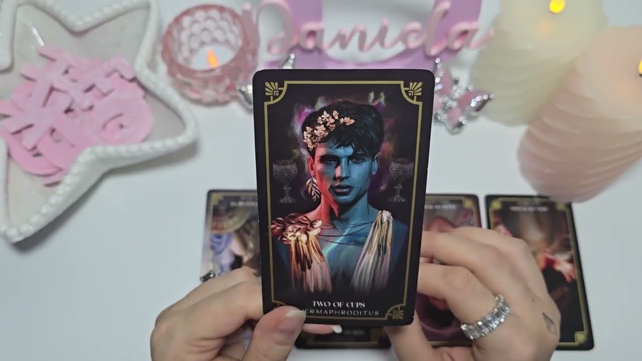 Escorpio ♏️ QUIERE VERTE, ESTE LUNES TE DIRÁ LO QUE SIENTE 😳🔥 TE DESEA 🫣 