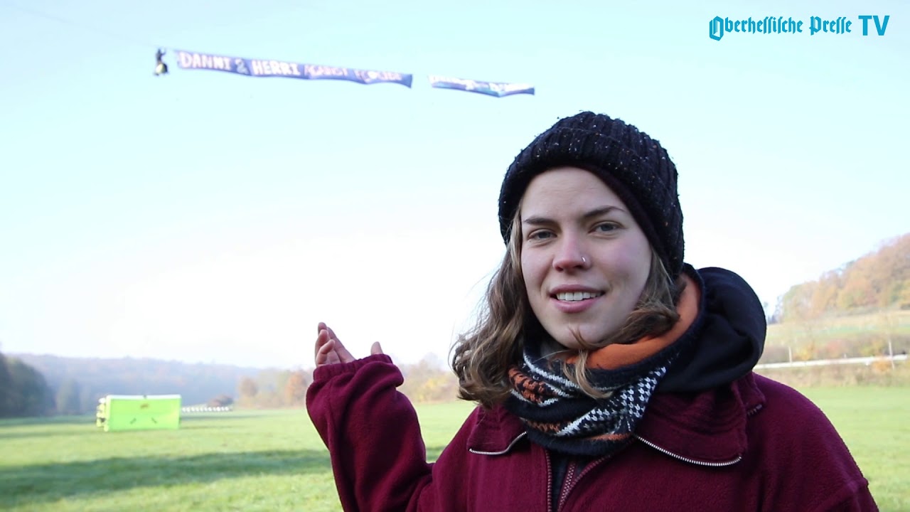 Autobahngegner blockieren B 62 am Boden und in der Luft