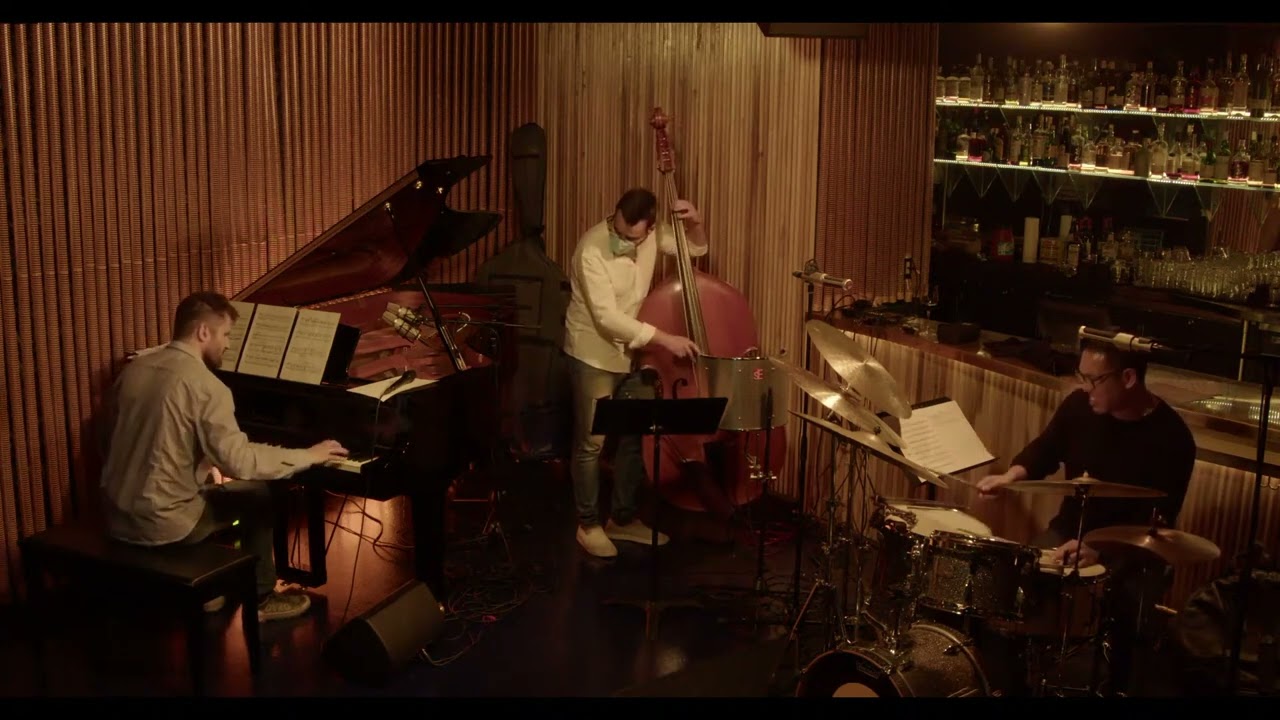 Daniel Szabo Trio - Exploring 5/8 - feat. Luca Alemanno & Anthony Fung