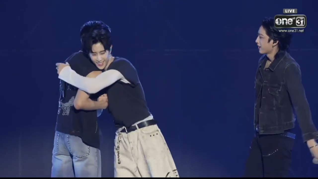 MARK TUAN & BUS 💜  งาน 2025 Spotify Wrapped Live Thailand 