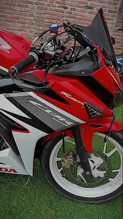 CBR 150R MODIFIKASI VELG PUTIH BAGUS SIMPLE #honda #cinematic #feedshorts #shorts #cbr150r2022