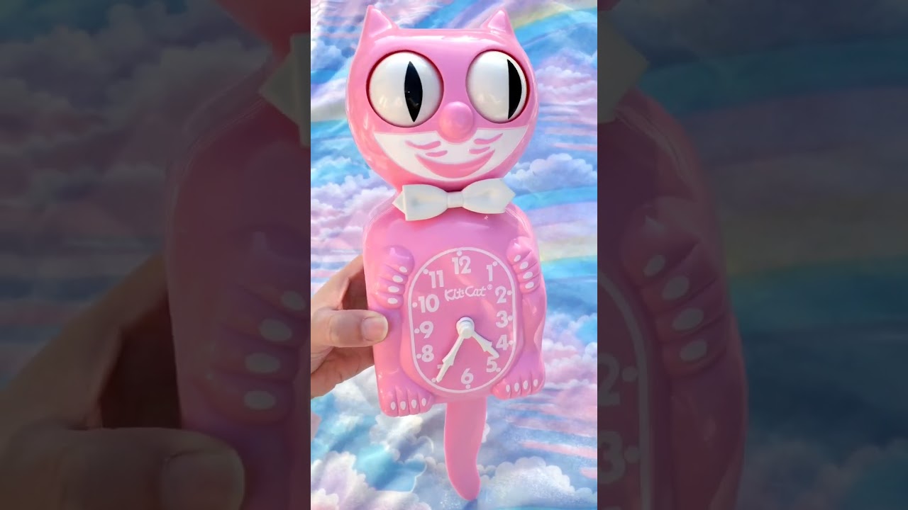 サーモンピンク色キットカットクロックPink KitCat Klock Pink Satin Kit-Cat Klock®, BC-53 | Lindenhaus Imports