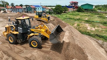 High Level Sand Filling Up New Wheel Loader LiuGong And New Bulldozer SHANTUI Spreading Sand