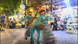 Eduboneco dançando com Neymar😂😂😂😂😂😂😂😂