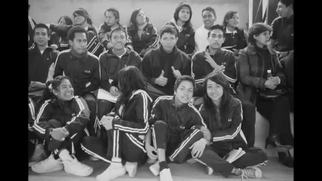 Recuerdos Del Colegio Alfonso Laso Bermeo Promocion 2012 Fisico