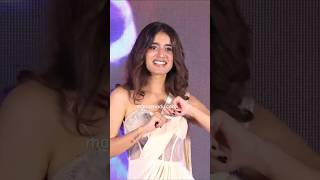 Thottu Thottu Pesumpriya Prakash Varrier Dance