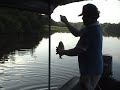 SELVA AMAZONICA ECUATORIANA. FISHING PIRANHA. PESCA DE PIRAÑAS. RIO YASUNI. LAGUNA JATUNCOCHA.