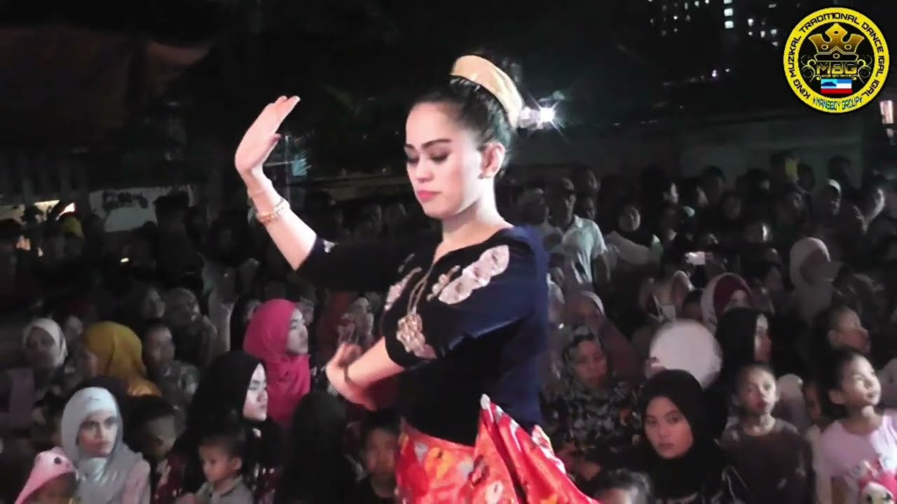 AISHAH  JOYA  LYNN  NURUL / KuLiNTaNgaN Pangalayan