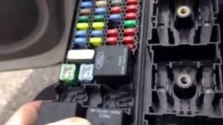 2004 FORD mercury/Taurus GEM module location