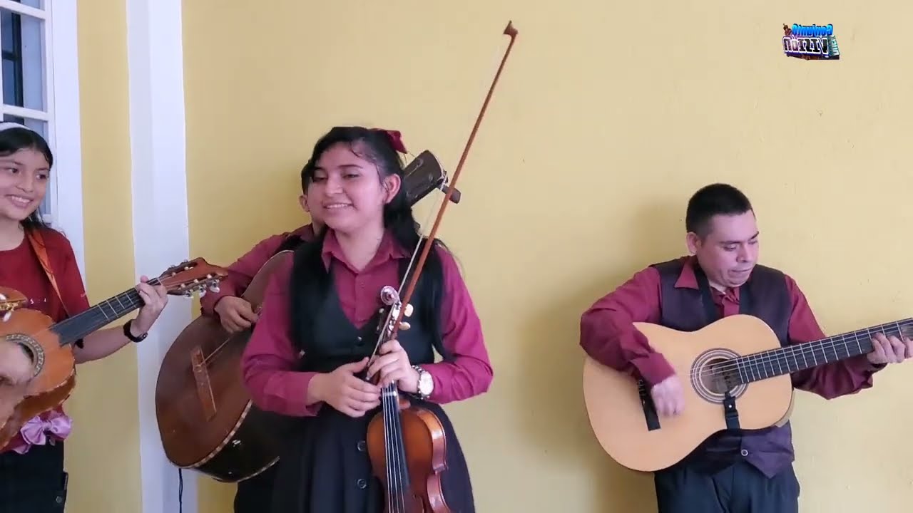 Tarde de alabanzas en San Miguel 