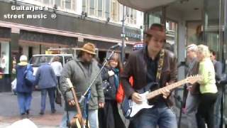 Tristan & Gino sing the Blues in Briggate - part 2
