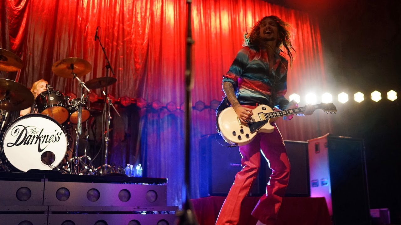 The Darkness - It’s Love, Jim (Live) @ Brighton Dome, Brighton - 17/11/21