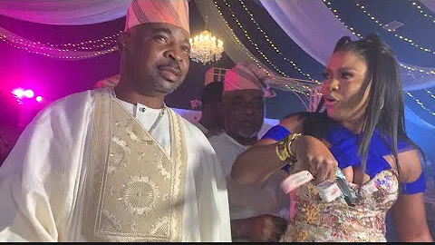 GRAND ARRIVAL OF MC OLUOMO & OLAIYA IGWE AT REGINA CHUKWU HOUSE WARMING PARTY IN LAGOS