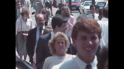 Viruses: What They Are and How They Work (1988) diseases, viral vaccines