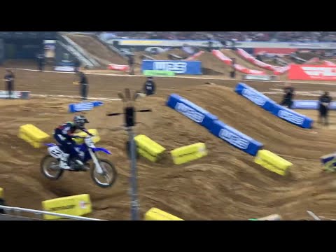 Video: Chad Reed Neto vrijednost: Wiki, oženjen, obitelj, vjenčanje, plaća, braća i sestre