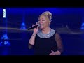 خلال مهرجان الزمن الجميل   الفنانة لينا تؤدي مدلي لأجمل أغاني خالها الفنان محمد جمال تكريما  له نجومي